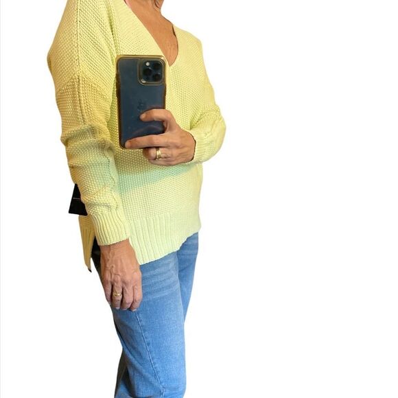 LUCKY BRAND Green V Neck Cotton Blend Sweater.Size S - Picture 4 of 15